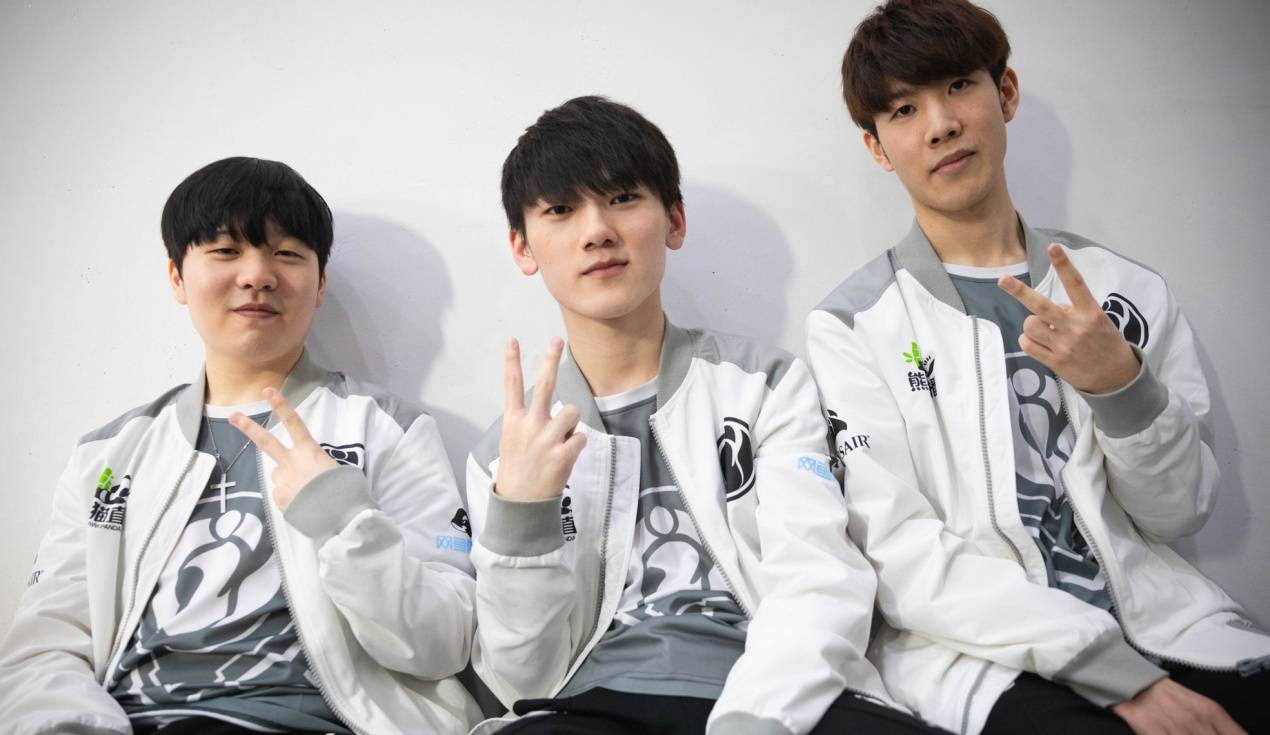 验丰富的对 验丰富的对