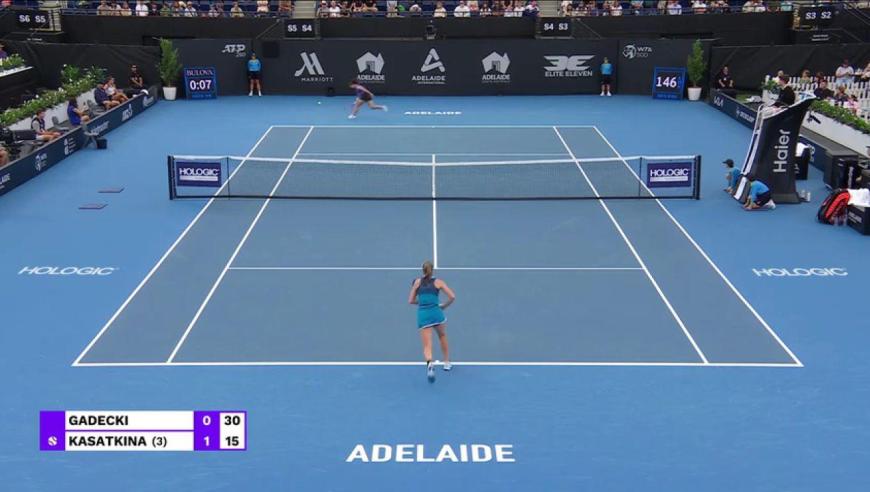 展示了他对 展示了他对